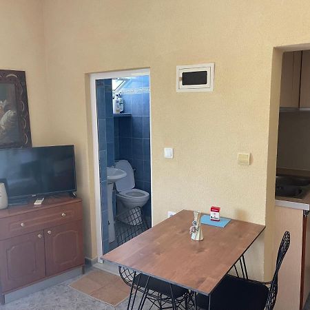 Elias Guest House Sarande Exterior photo