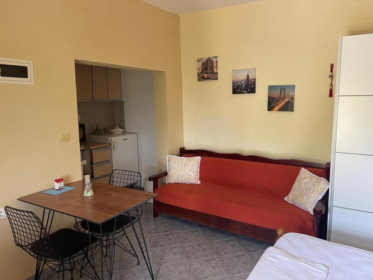 Elias Guest House Sarande Exterior photo